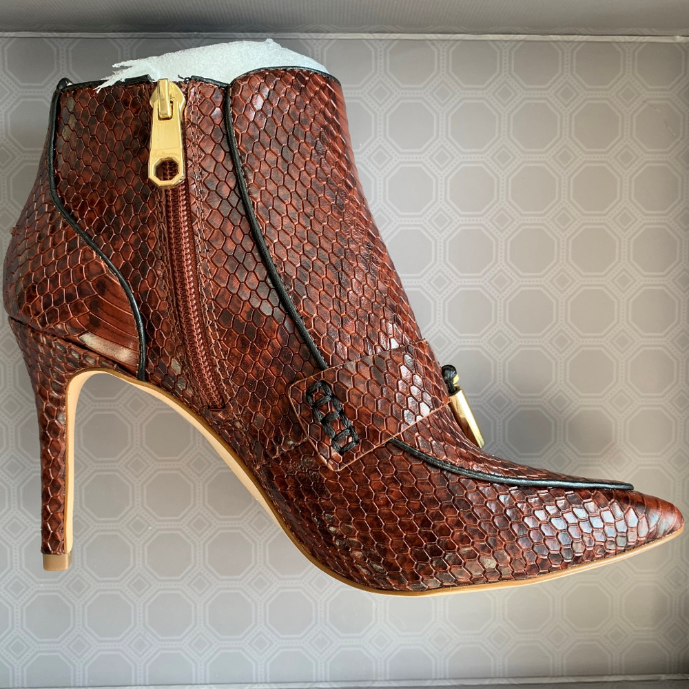 Louise Et Cie Shiro point-toe bootie - Picture 4 of 8